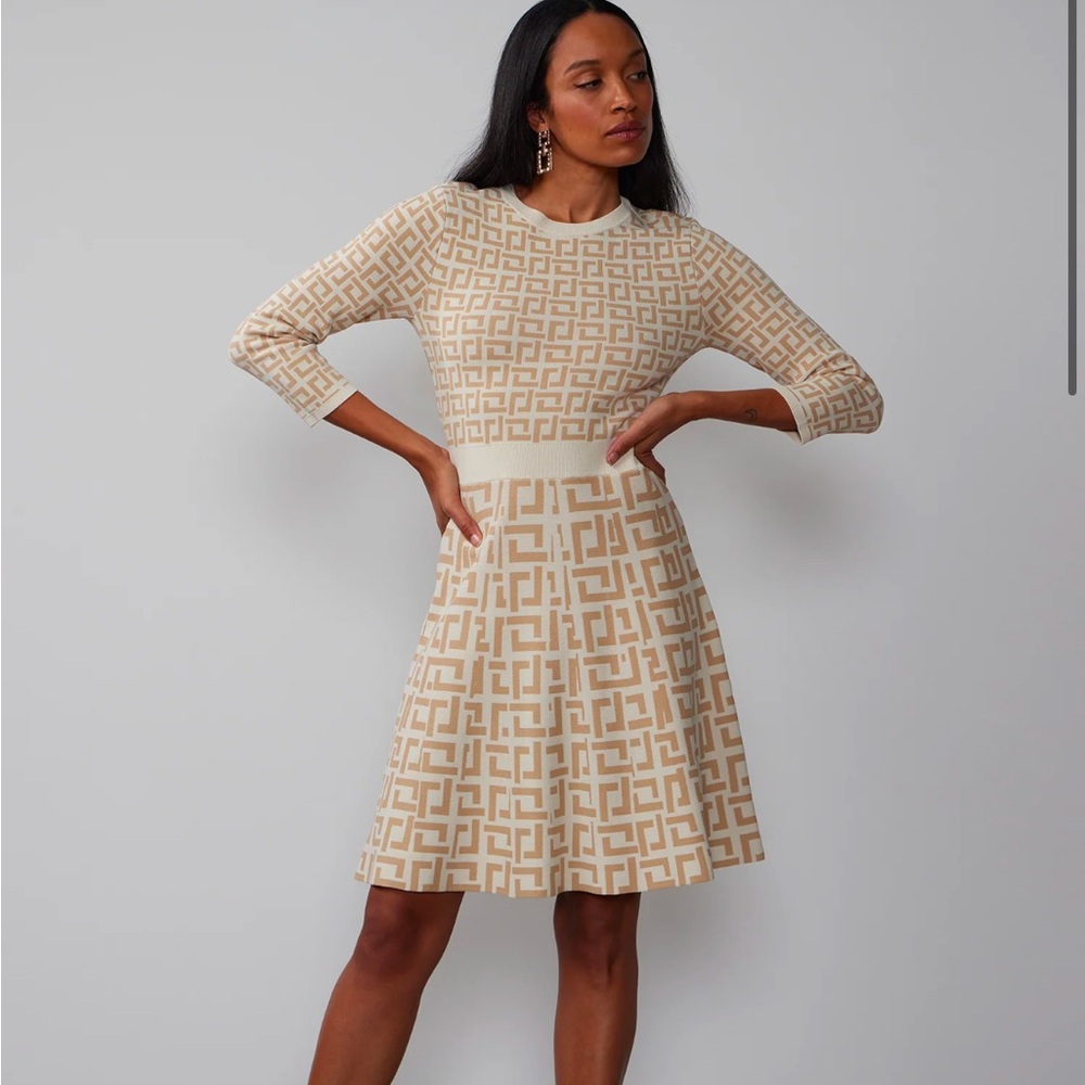 NWT New York & Company Long Sleeve Geometric A-Line Dress Size Small